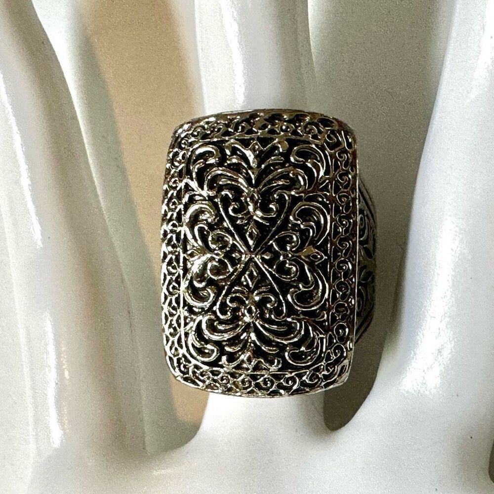 Silver tone large filagree cocktail ring